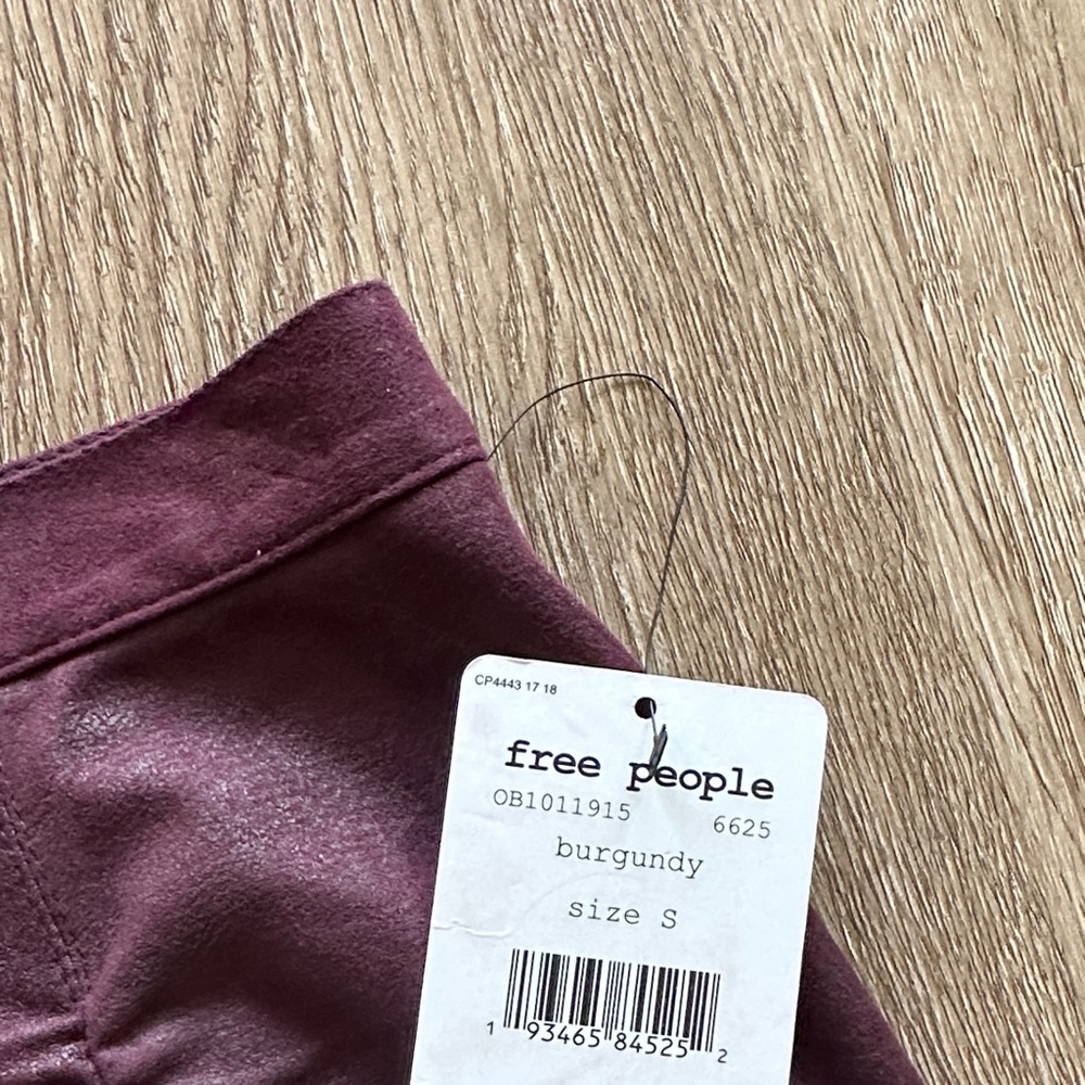 NWT Free People Rumi Ruched Mini Skirt‎ Burgundy Small Faux Suede Festival - Picture 2 of 4